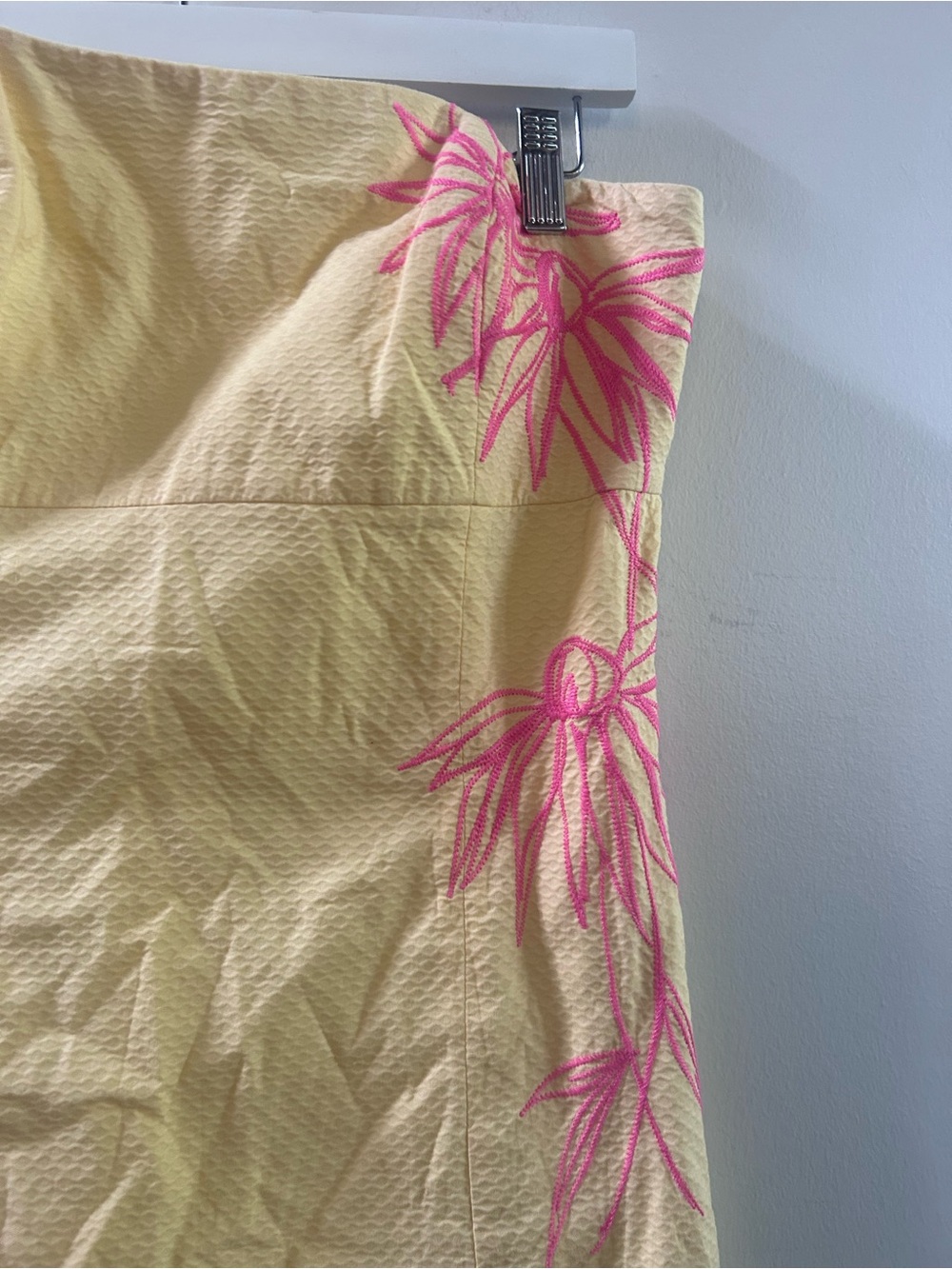 Lilly Pulitzer Bowen dress hot pink embroidery 4 - Picture 3 of 6